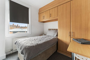 Photo 30- click for photo gallery